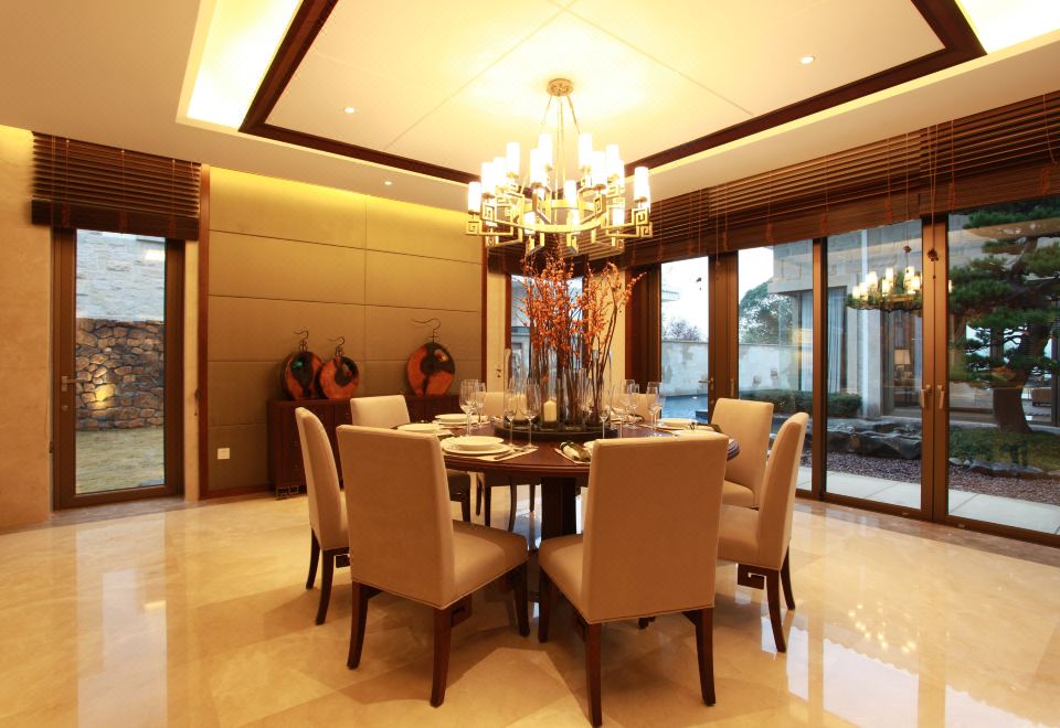 Shanshui Villa HotelShuiyin Clubhouse 7-Bedroom Pool Villa