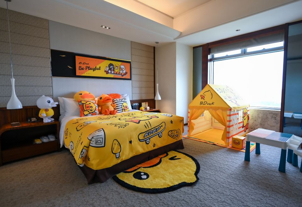 B.Duck小黄鸭主题开放式套房