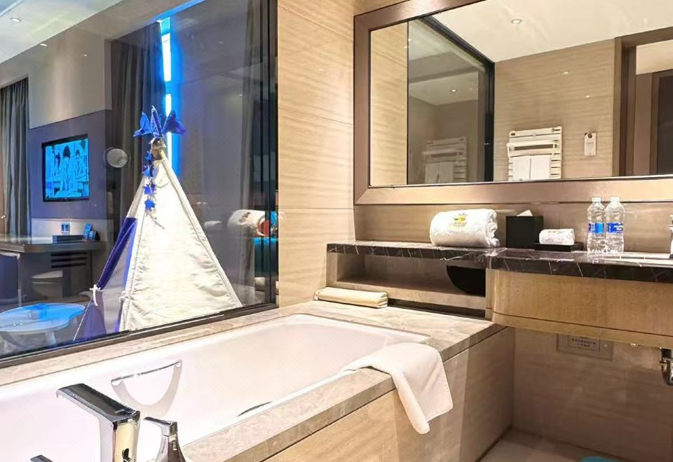 海底小纵队亲子大床房（小童帐篷+小童马桶+小童护栏）