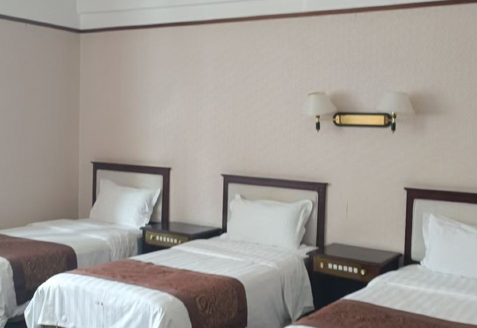 静远时光三人房