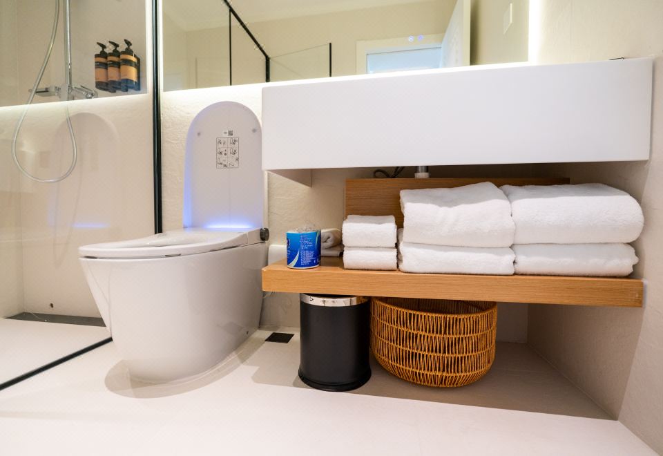 湖畔园景私汤房