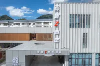 Yunju Z Youth Hotel