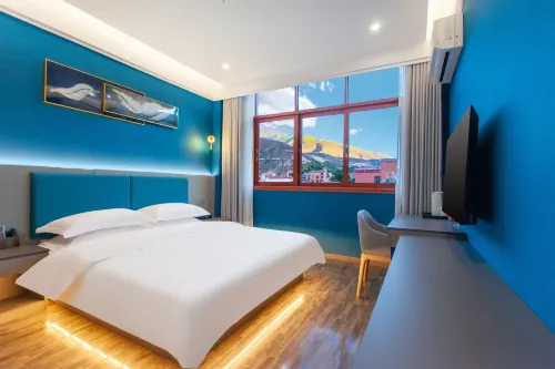 Tuyue Hotel