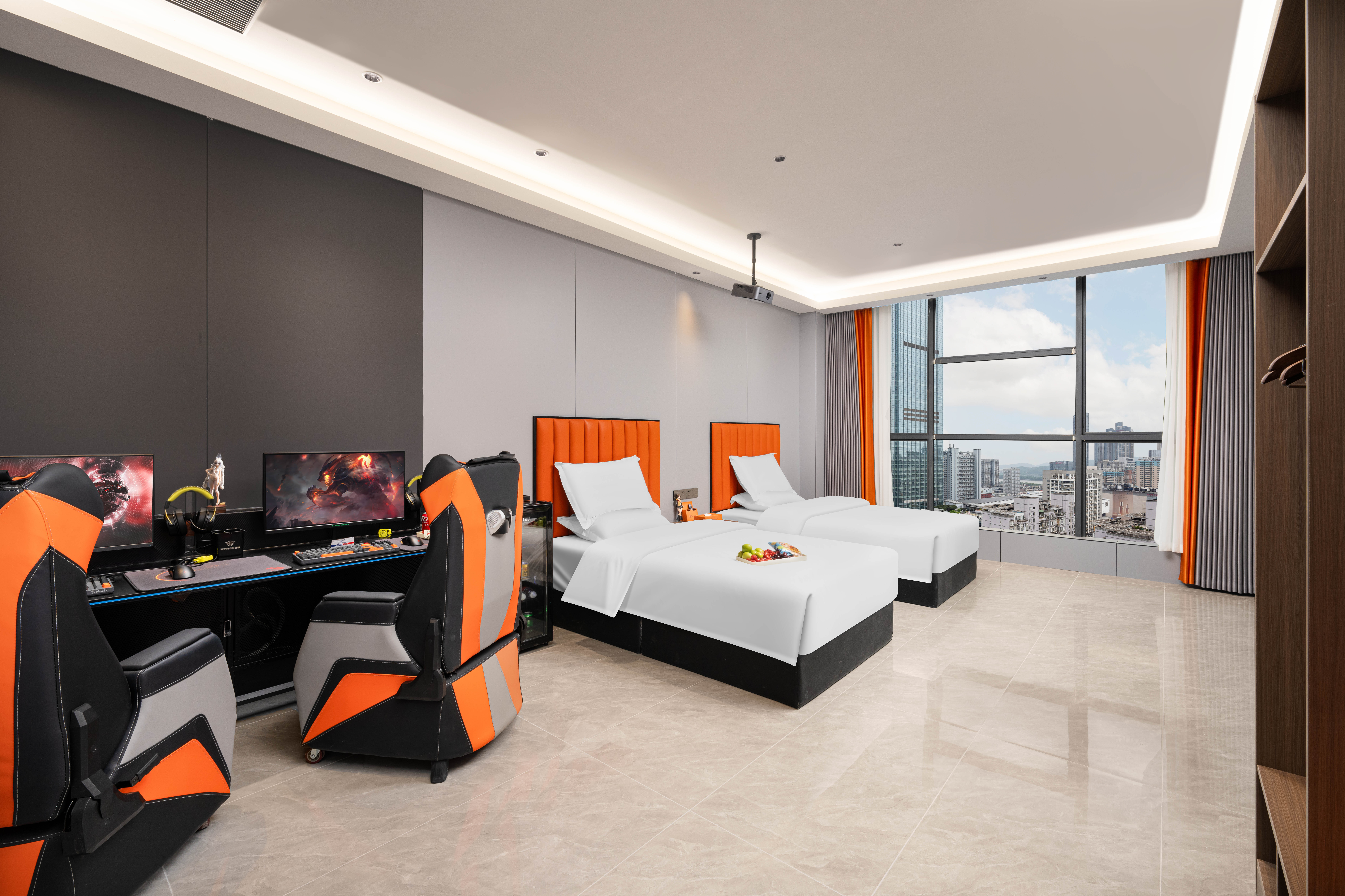 智能電競影音雙床房 [4070顯卡+卓威狗屁王鼠標+智能語音+遊戲特權]