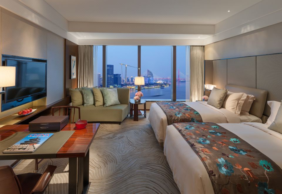 Mandarin Oriental Pudong ShanghaiDeluxe River View Twin Room
