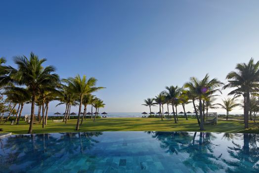 Wyndham Royal Beachfront Resort & Spa Danang