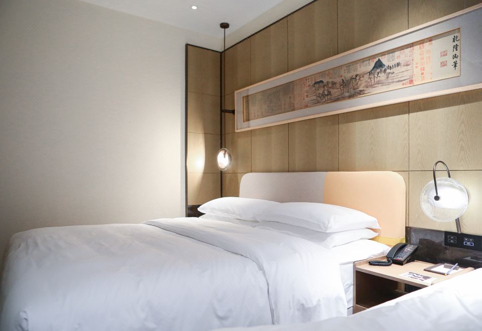 HALOYON VILLA WUYIDuplex King Bed Room