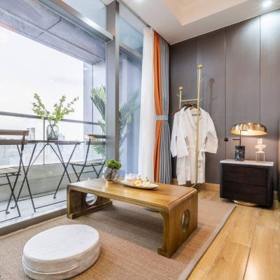 輕奢風尚大床房【冰箱+洗衣機】 翰文國際公寓（廣州火車東站體育中心店）優惠