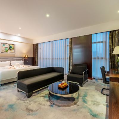 豪華貴賓套房（金可兒床墊+智能小度+大浴缸+落地窗） 廈門探索飯店優惠