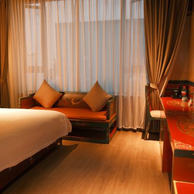 庭院藏式風情大床房（供氧+加濕器） 西藏廓爾喀酒店優惠