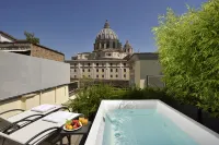 Le Boutique Hotel