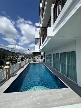 โรงแรมเอ็ม เอ็ม ฮิลล์