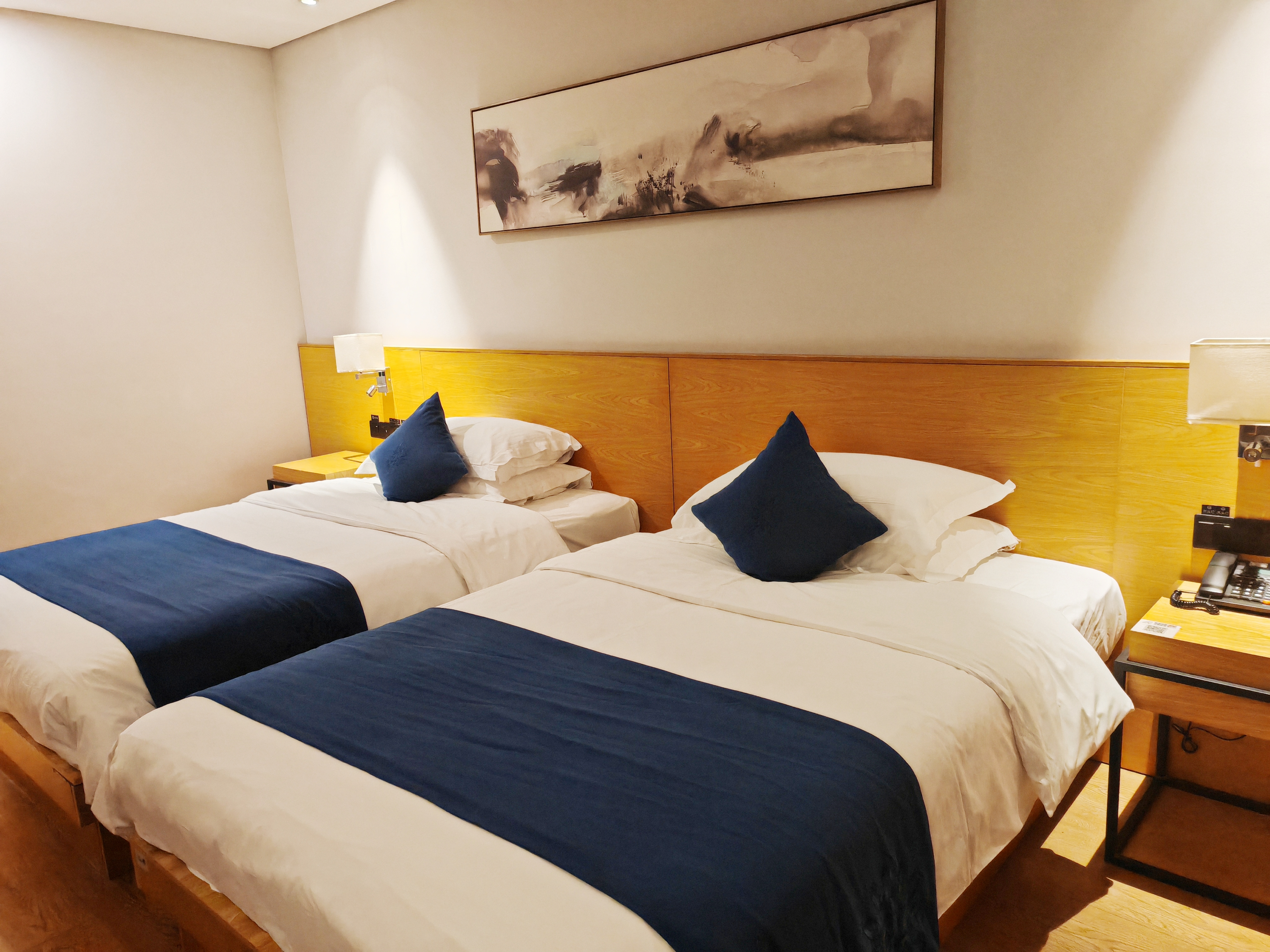 Floral Hotel · Memorize Scene Yangshuo West Street hotel高级双床房『至臻床品』