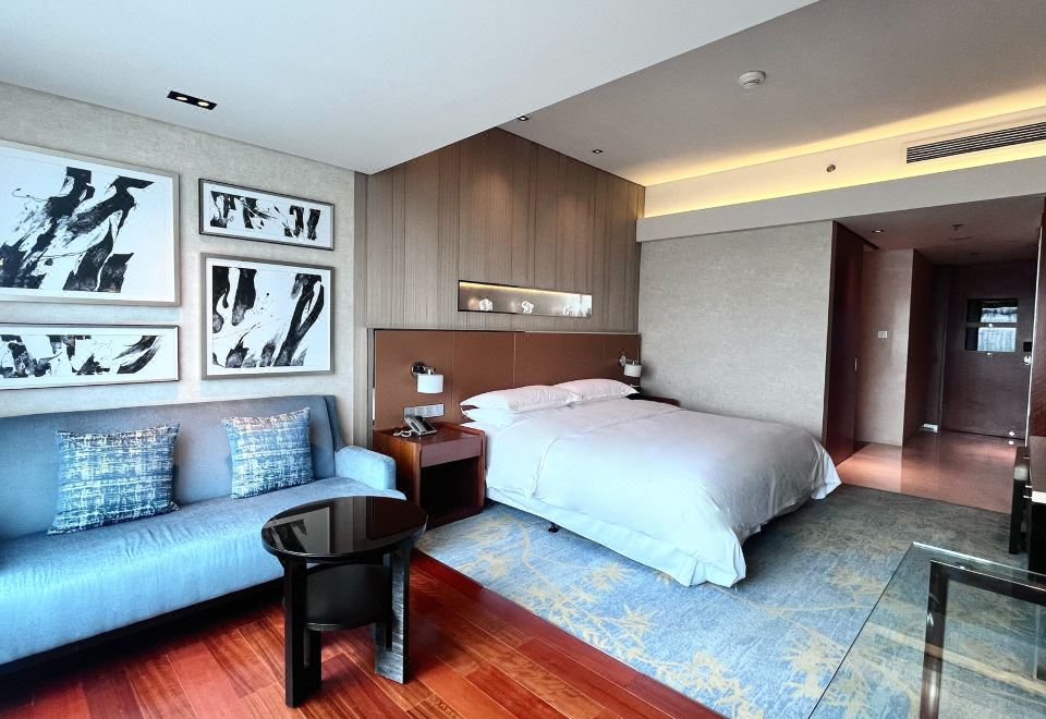 豪華大床房（僅淋浴）