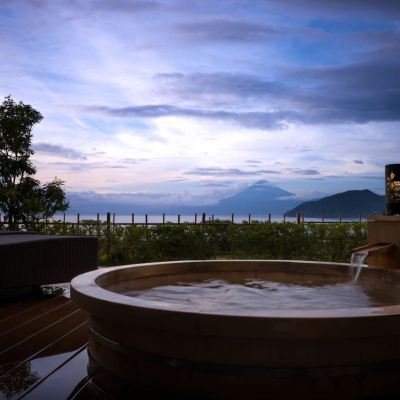 【山の音】温泉露天風呂付客室　富士山と美しい駿河湾を一望 世界遺産　富士山を望む宿　富岳群青 クーポン