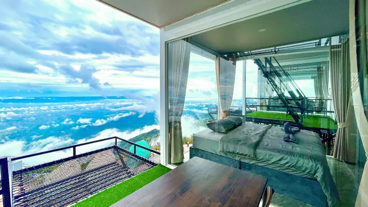 Mirror House