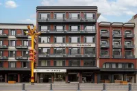 Panda Hotel