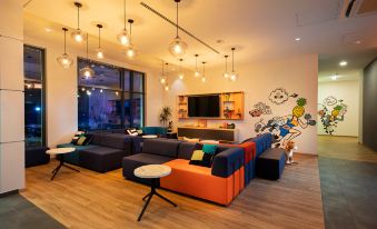 LOGINN Hotel Berlin Airport - Housity