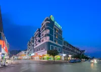 City Comfort Inn Hotel (Luzhai Pedestrian Street)