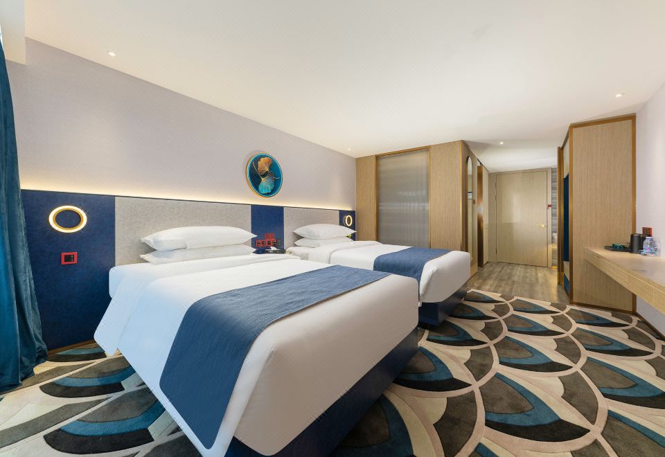 Jiyue Hotel (Nanxiong RT-Mart)2-bed Room With City View