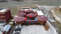 Water mill and homesickness hot - spring resort hotel