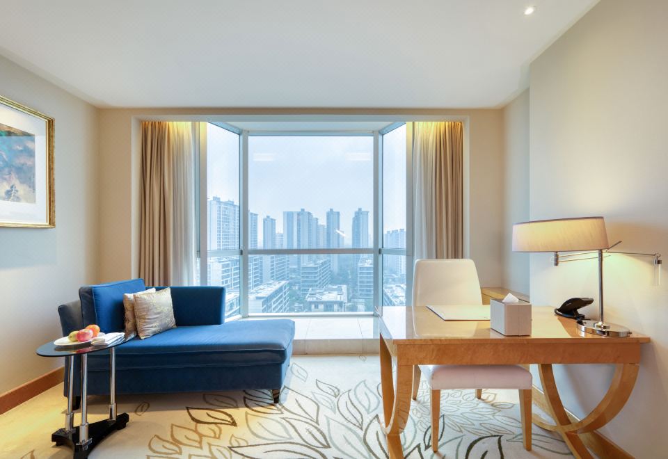 Superior Queen Room