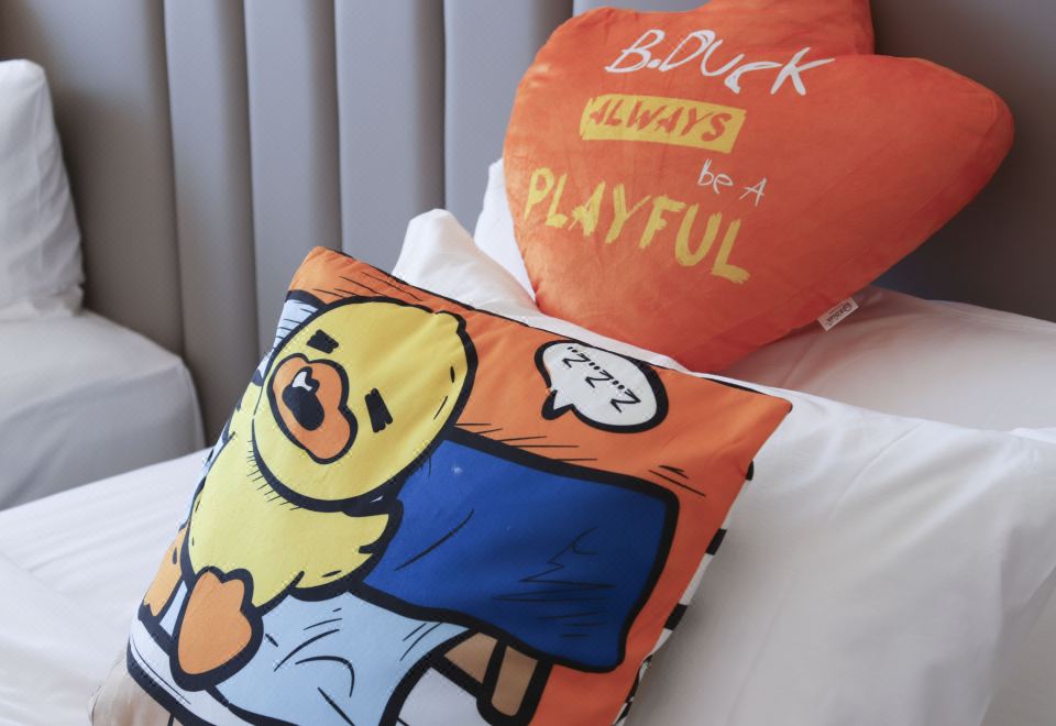 B.duck小黄鸭行政亲子房