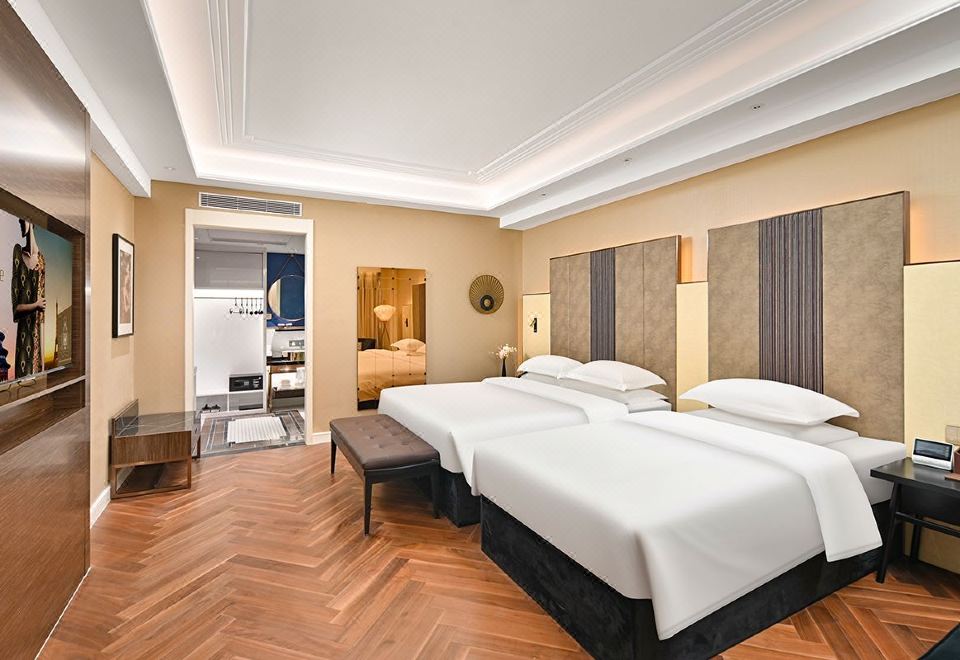 温馨家庭房（智能客控+小冰箱+密码箱）