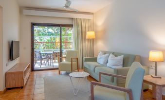 Royal Sunset Beach Club - Housity