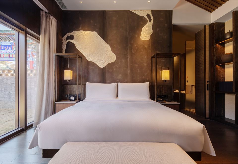 JW Marriott Hotel QufuLuxury Courtyard Suite ,1 King Bed