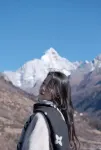 Siguniang Mountain Yangwangxingkong Snow Mountain Hotel[The best spot to view snow-capped mountains]