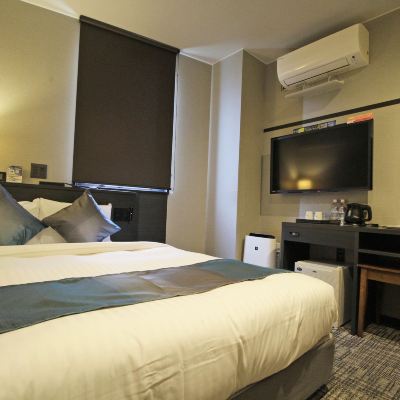 大床房（吸菸） 阿斯蒂爾飯店-新大阪優惠