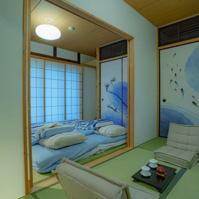 Qin Quadruple Room with Bathtub