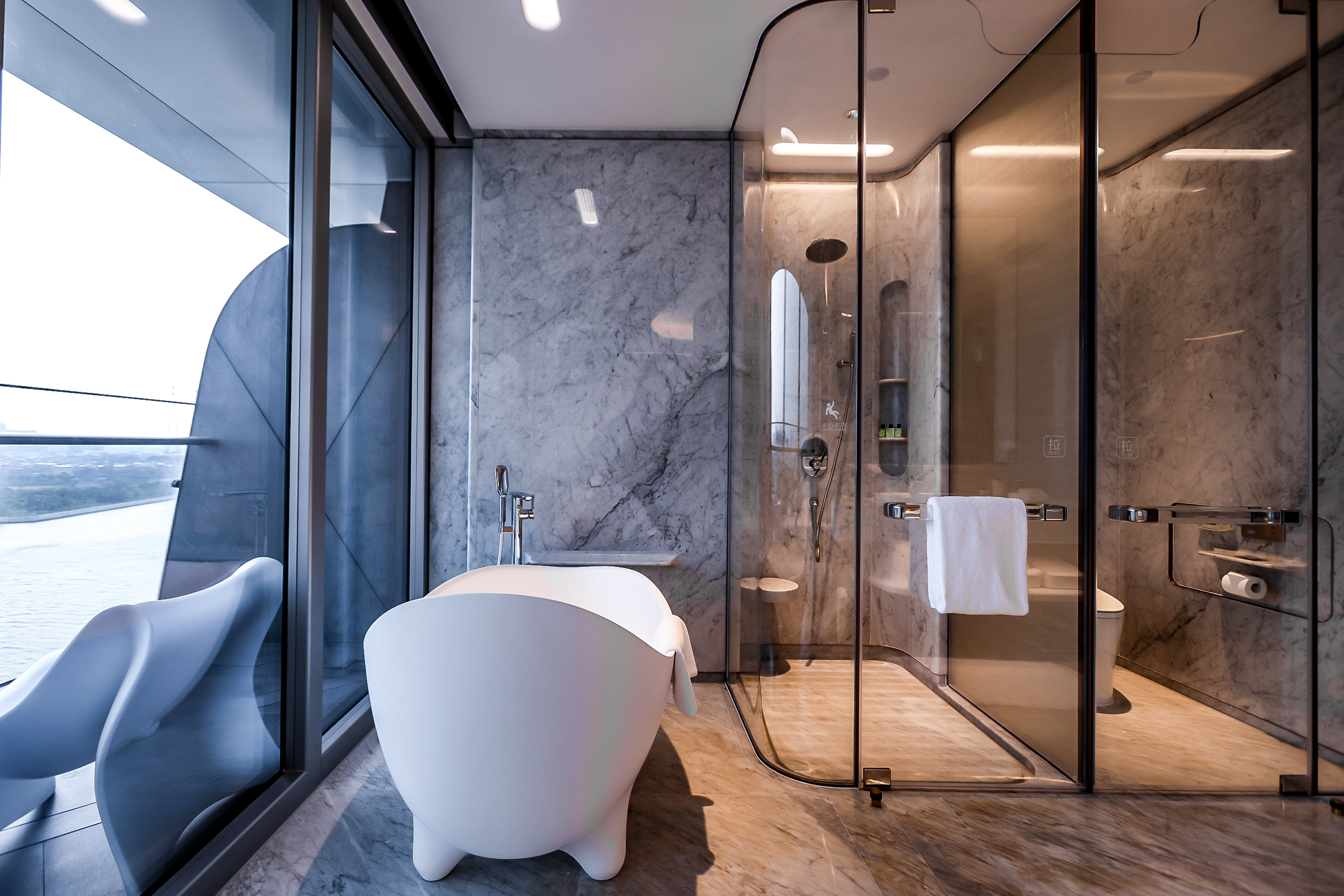 尊享江景房 双床 行政待遇