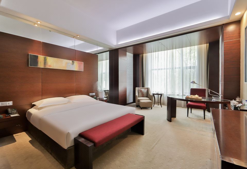 七棟商務大床房