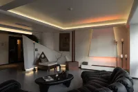 Yichi · High Altitude Private Soup Hotel (Guiyang Flower and Fruit Garden Shopping Center Store)  호텔