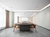 UrCove by HYATT AKsu Hotele w: Aksu