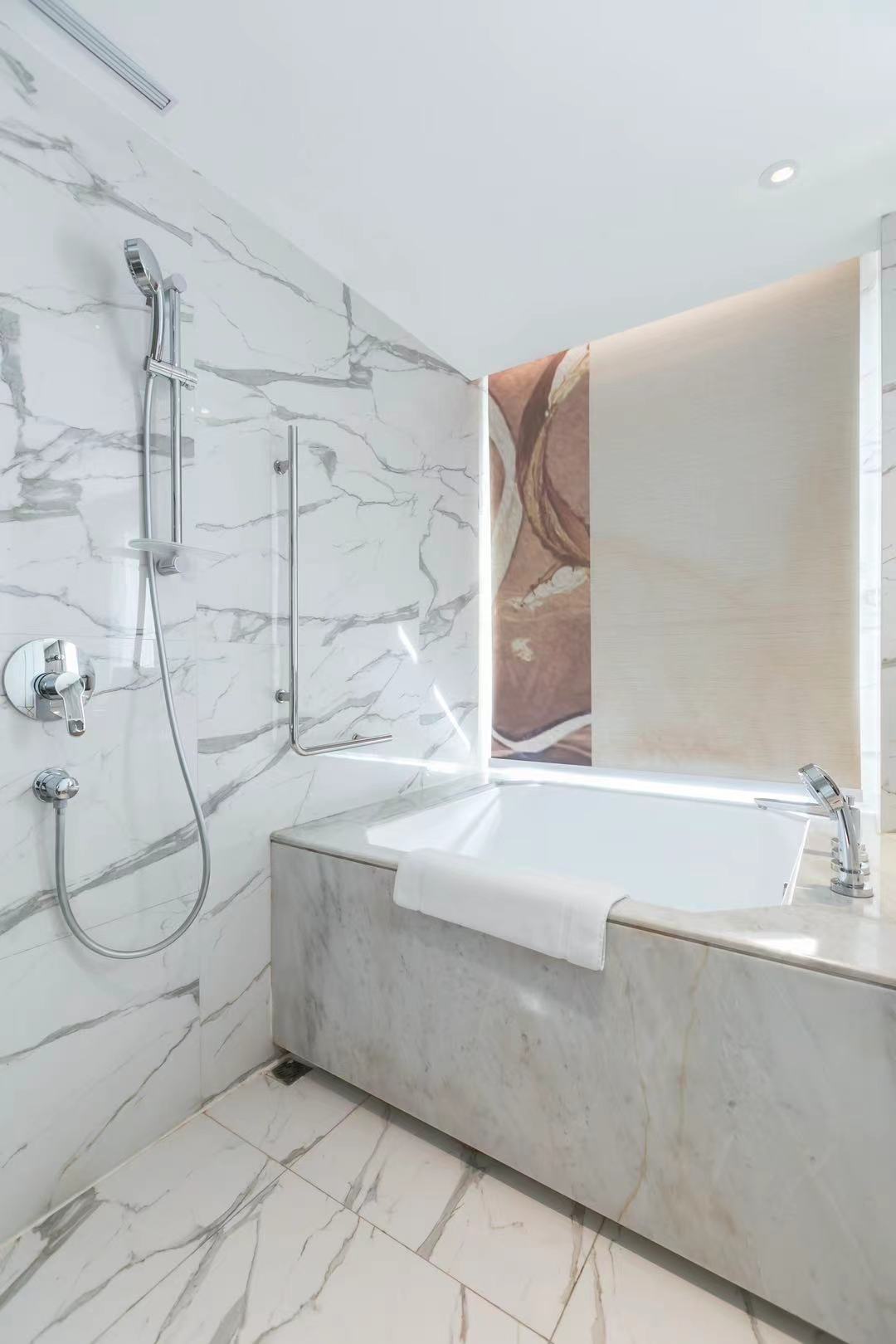 居舍·城景双床房（疗愈高奢洗护品+观景浴缸）