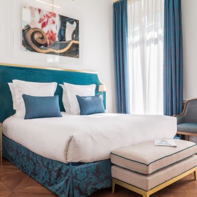 Deluxe Room Hotel Alfred Sommier Promo Code