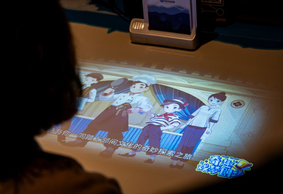 奇趣戏梦剧场AI亲子主题房-双床