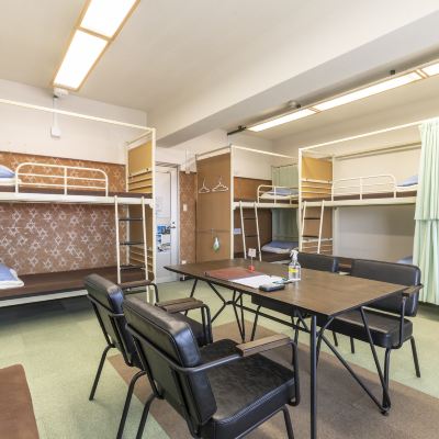 302・307【禁煙】ファミリールーム1〜8名様（バス・トイレ共用）洋室C おもてなしホステル宮島 クーポン