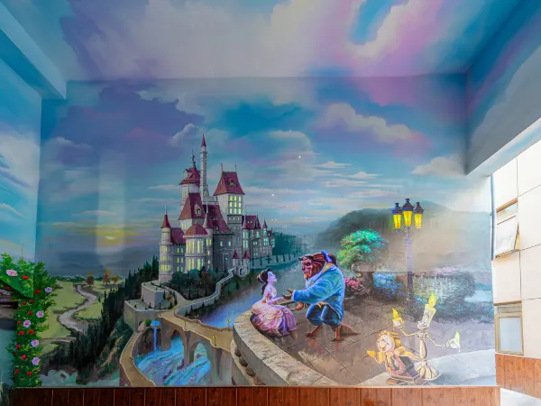 Chaoman Longhe Hotel (Beijing Universal Resort Linheli Subway Station Store)