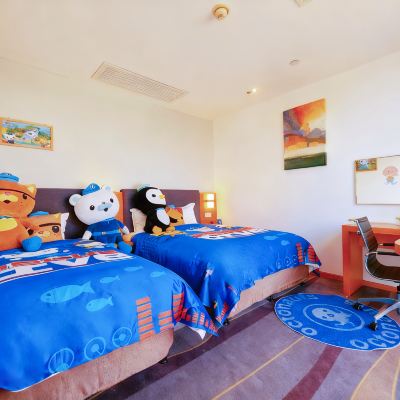 家庭親子房【獨立臥室+會客廳+落地窗+羽絨被+小冰箱】 邯鄲東區智選假日飯店優惠