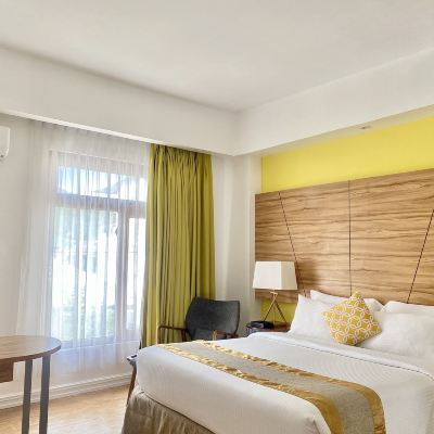 高級大床房 費拉飯店和花園套房優惠