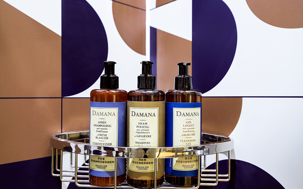 高级双床房 ‖ 百米高空湖景+城景