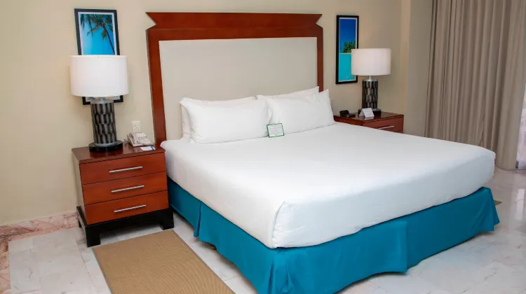 Wyndham Grand Cancun All Inclusive Resort & Villas Room