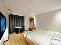 VX Hotel (Shanghai Beiwaitan Ningguo Road Subway Station) Hotels in Shanghai