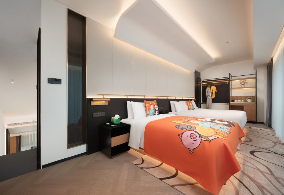 Loft Children's Fun Family Room