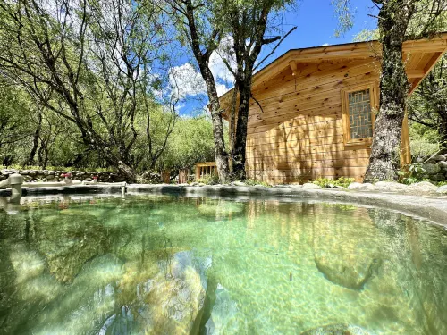 Danba Shanzhong Heshi Luxury Sitang Homestay