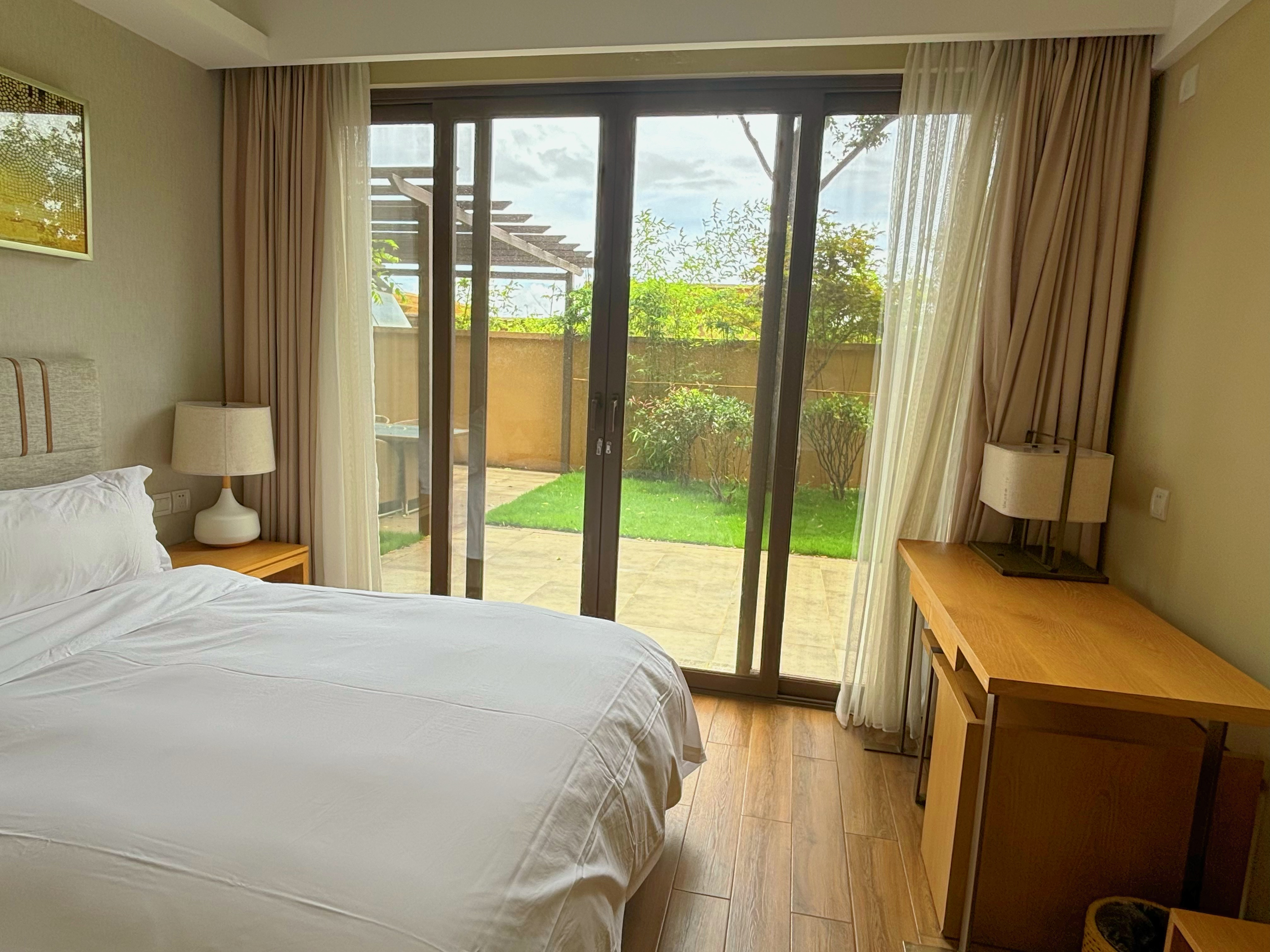 豪华花园三室套房B（花园+麻将机+浴缸）